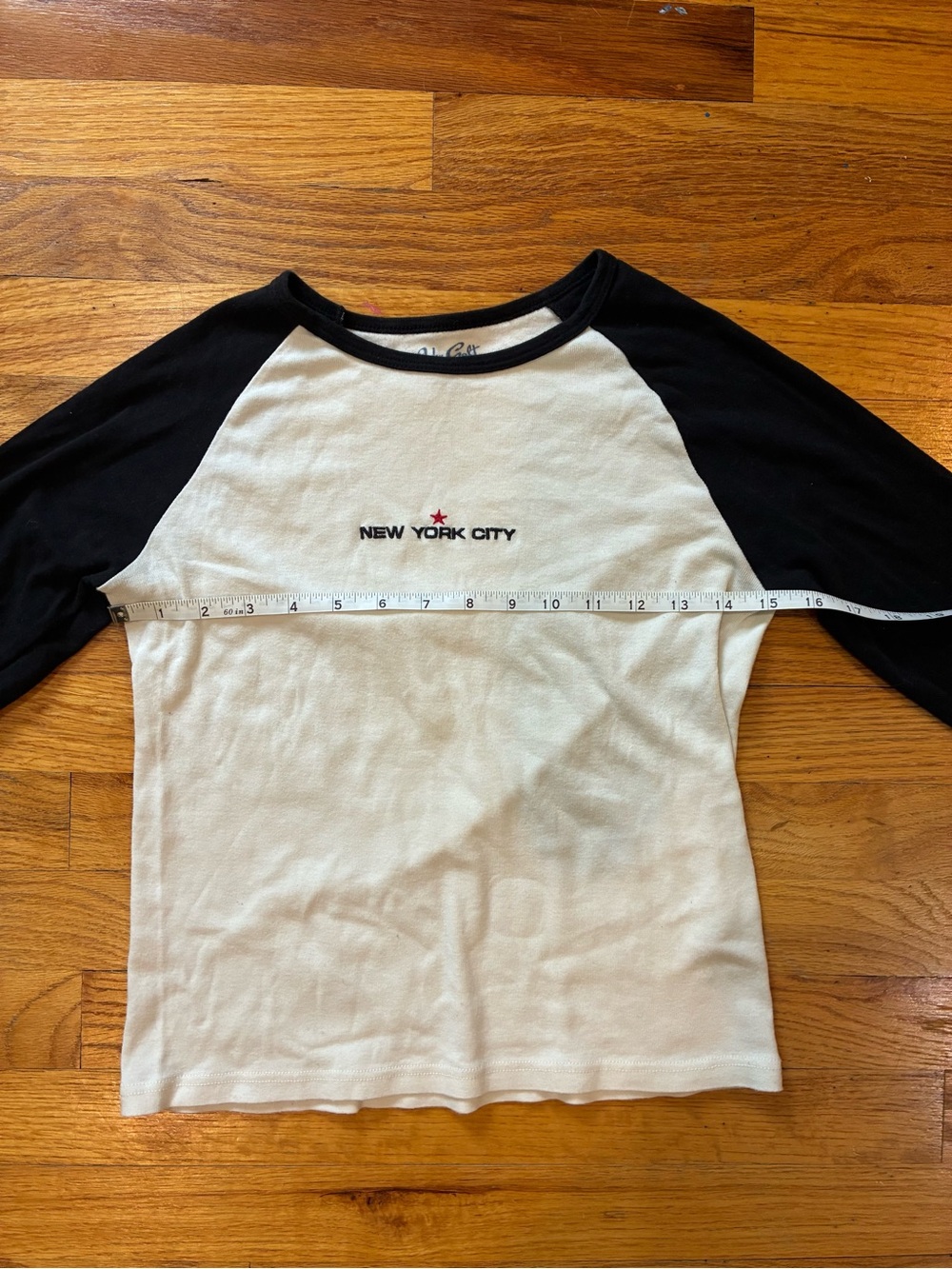 New York City Raglan Tee - Brandy Melville